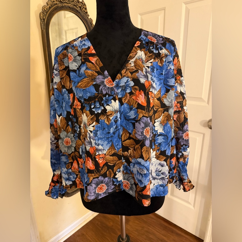 πΈ Zara Floral Print Blouse β Size XS (Fits Like S/M) πΈ - Picture 2 of 6